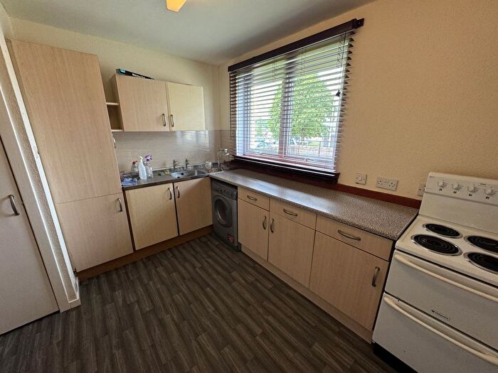 2 Bedroom Flat To Rent In Dundee, DD2