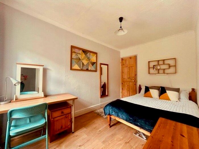 2 Bedroom Property To Rent In Arnold Street, DE22