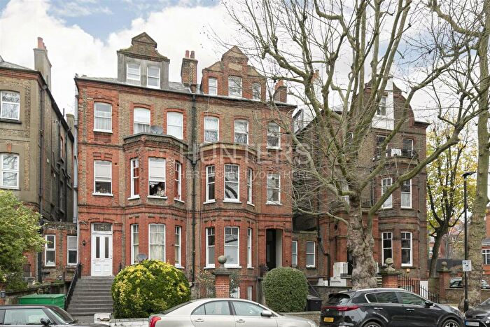 2 Bedroom Flat To Rent In Fellows Road, London, NW3