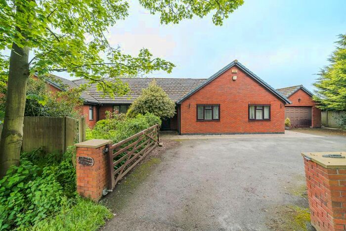 5 Bedroom Detached Bungalow For Sale In Church Lane, Lydiate, Liverpool, L31