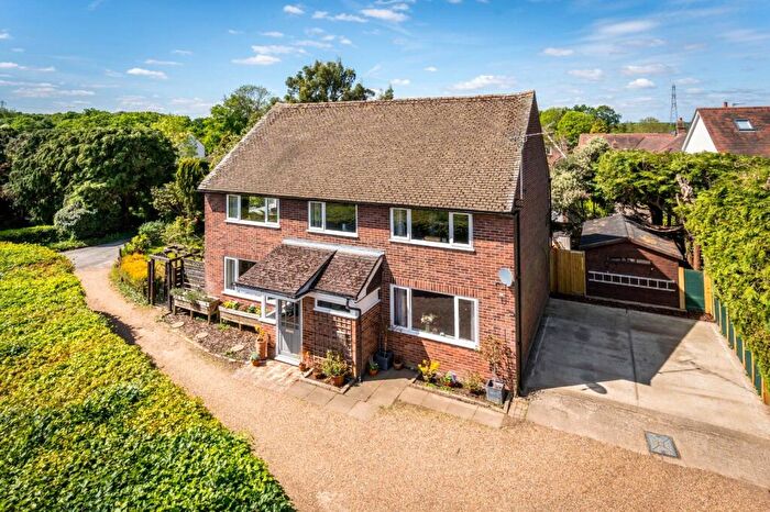 4 Bedroom Detached House For Sale In Portsmouth Road, Ripley, Surrey, GU23