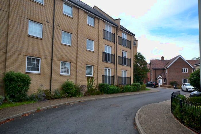2 Bedroom Flat To Rent In Samuel Courtauld Avenue, Braintree, CM7