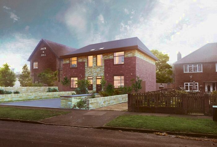 4 Bedroom Semi-Detached House To Rent In Longlands Avenue, Coulsdon, CR5