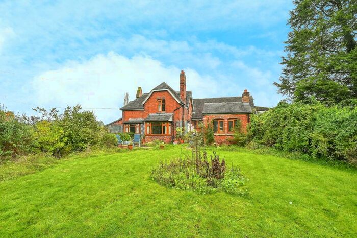 3 Bedroom Semi-Detached House For Sale In Station Road, Cotes Heath, Stafford, Staffordshire, ST21