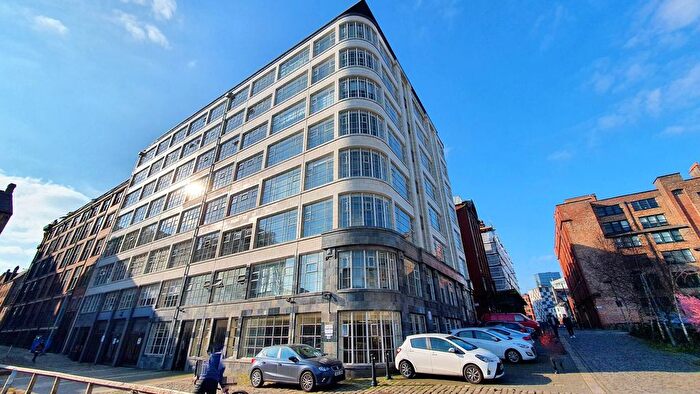 2 Bedroom Flat To Rent In Hilton Street, Manchester, M1