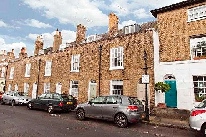 4 Bedroom Terraced House To Rent In Orchard Street, Canterbury, CT2