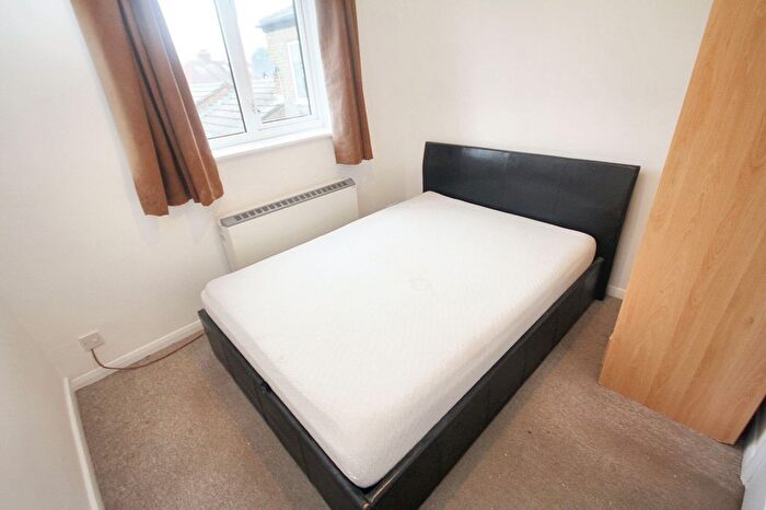 1 Bedroom Flat To Rent In Copthorne Mews, Hayes, UB3