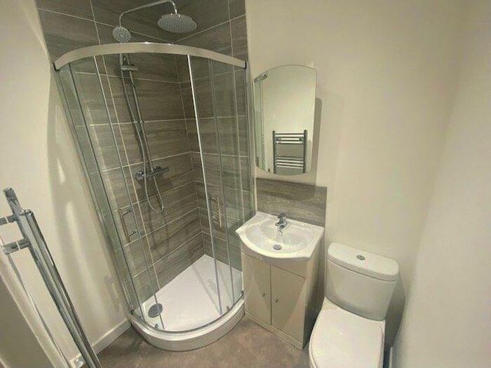 3 Bedroom House To Rent In Church Road, Portsmouth, Hampshire, PO1