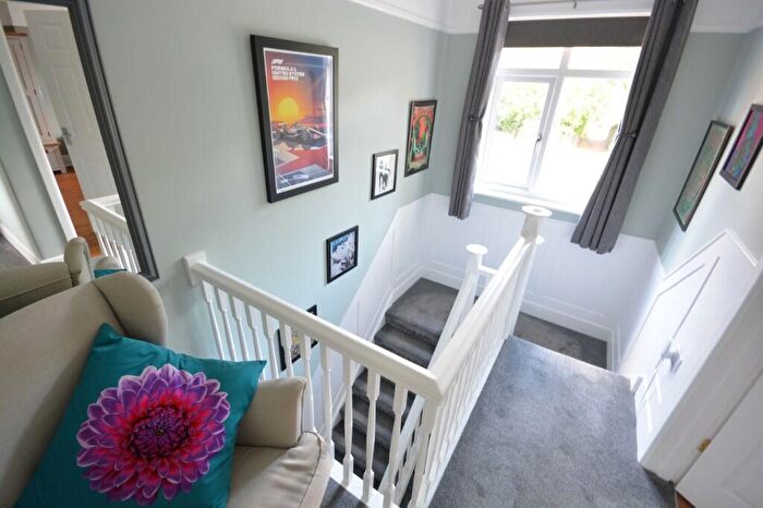 4 Bedroom Detached House For Sale In Gravel Hill, Wimborne, Dorset, BH21