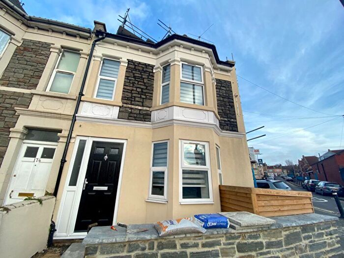 2 Bedroom Maisonette To Rent In St. Johns Lane, Bristol, BS3