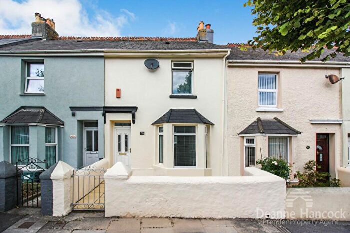 2 Bedroom Terraced House To Rent In Victoria Road, Plymouth, PL5