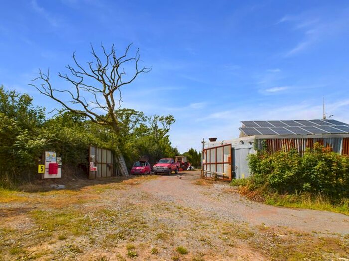 2 Bedroom Land For Sale In Cloigyn, Pontantwn, Kidwelly, SA17