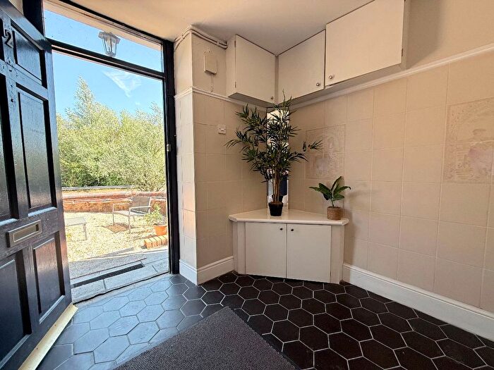 1 Bedroom Flat To Rent In Park Road, Ebbw Vale, NP23