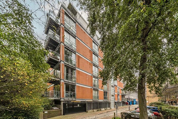 2 Bedroom Flat To Rent In Monza Street, London, E1W