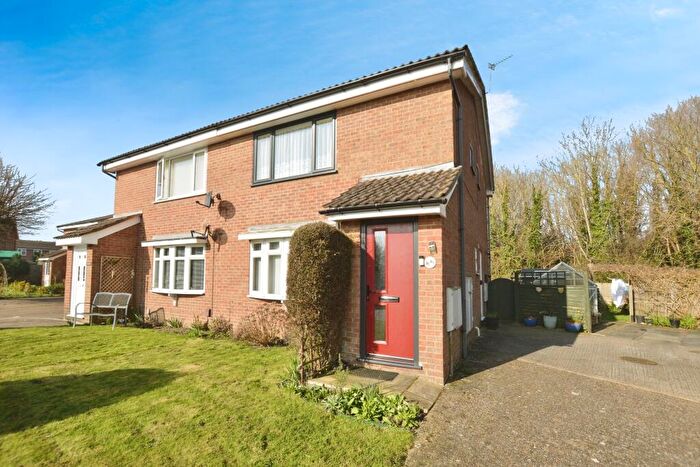 1 Bedroom Flat For Sale In Firs Lane, Folkestone, Kent, CT19