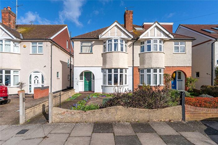 3 Bedroom Semi Detached House For Sale In Lawrence Road, Hampton, TW12