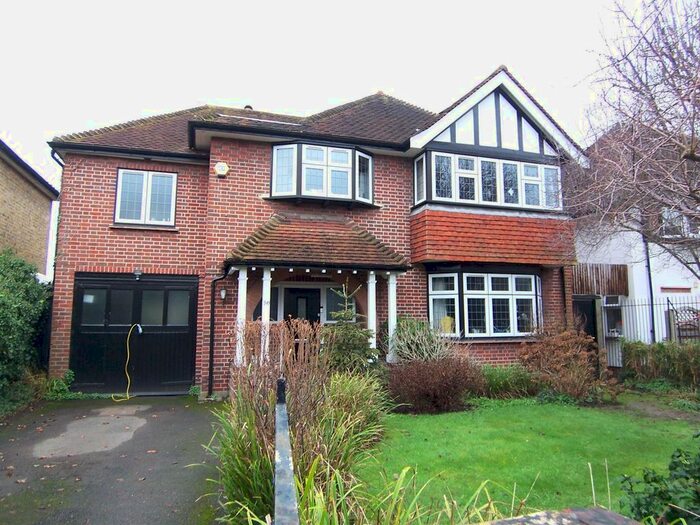 5 Bedroom Detached House To Rent In Petersham Road, Richmond, TW10