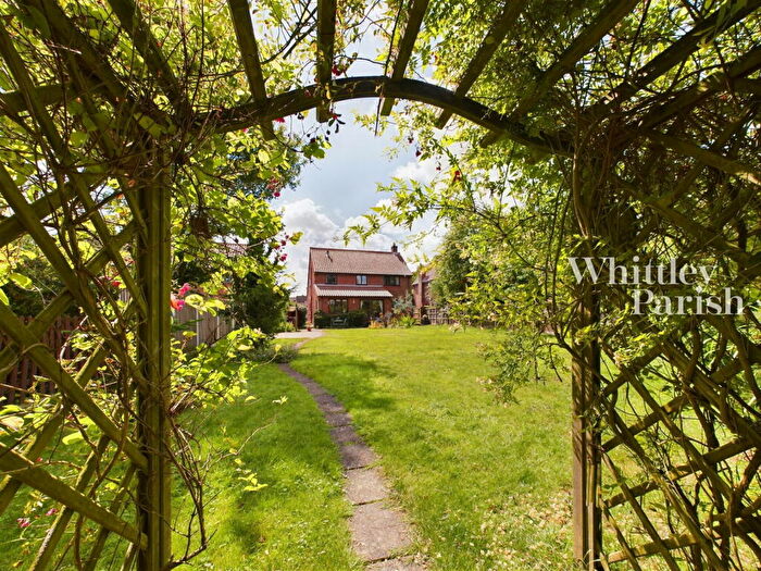 5 Bedroom Detached House For Sale In High Green, Great Moulton, Norwich, NR15