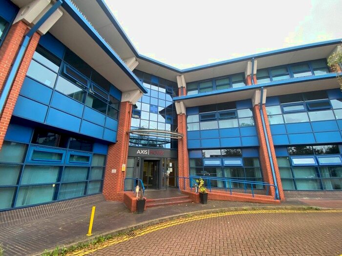 1 Bedroom Studio For Sale In Bath Road, Harlington, Hayes, UB3