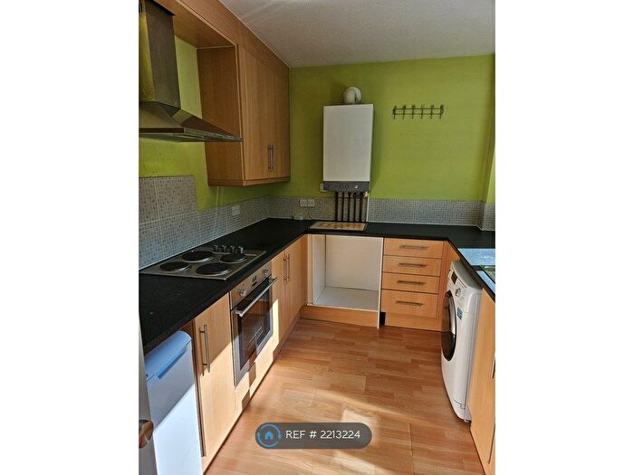2 Bedroom Flat To Rent In Watling Street Road, Fulwood, Preston, PR2