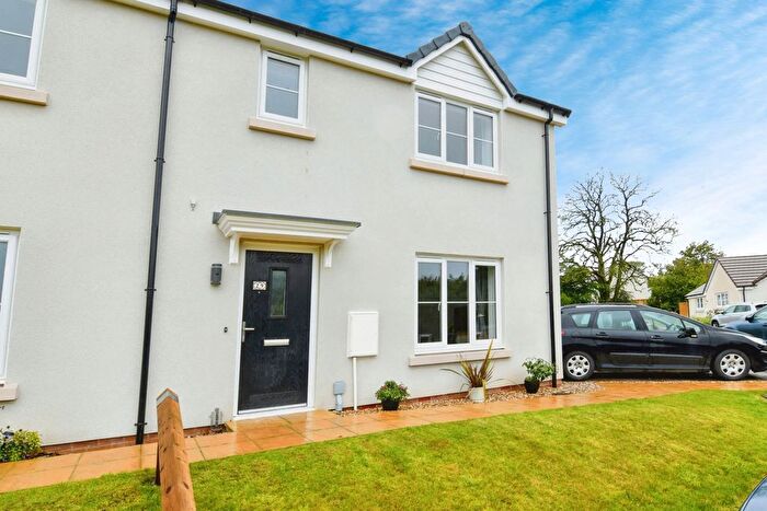 3 Bedroom Semi-Detached House For Sale In Cleverdon Close, Bradworthy, Holsworthy, Devon, EX22