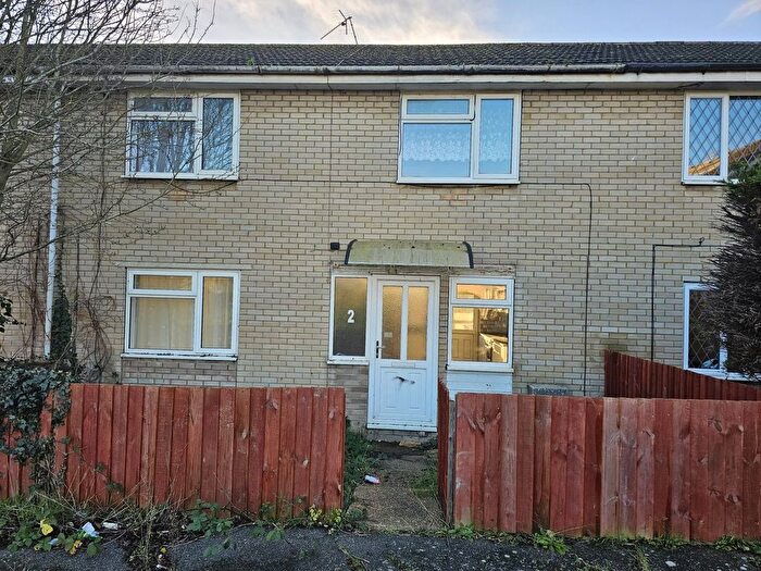 3 Bedroom Terraced House To Rent In Tennyson Close, Huntingdon, PE29
