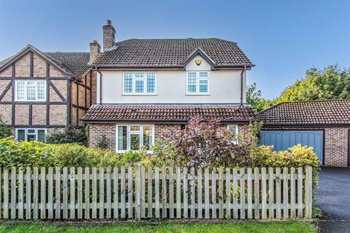 4 Bedroom Detached House For Sale In Hart Close, Uckfield, TN22