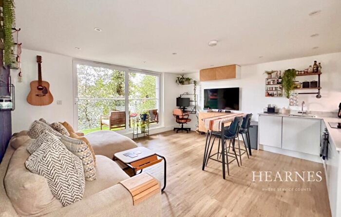 1 Bedroom Apartment For Sale In Wootton Mount, Bournemouth, BH1