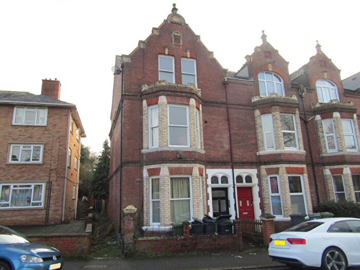 1 Bedroom Apartment To Rent In Queens Crescent, Exeter, EX4