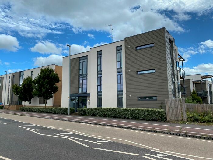 2 Bedroom Flat To Rent In Firepool View, Taunton, Somerset, TA1