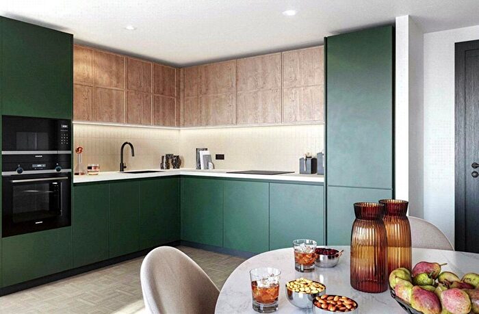 1 Bedroom Flat For Sale In The Approach, St. John's Hill, SW11