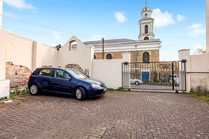 Garage / Parking For Sale In All Saints Mews, Brighton, BN2