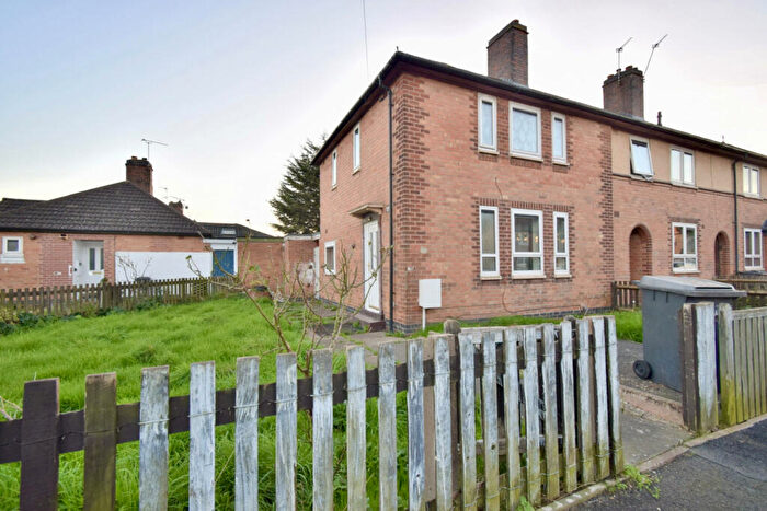 3 Bedroom End Of Terrace House To Rent In Bale Road, Northfields, Leicester, LE4