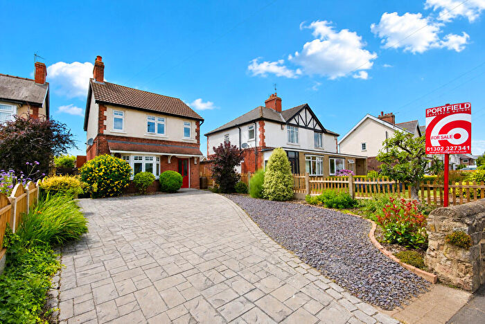 3 Bedroom Detached House For Sale In Doncaster Road, Tickhill, Doncaster, DN11
