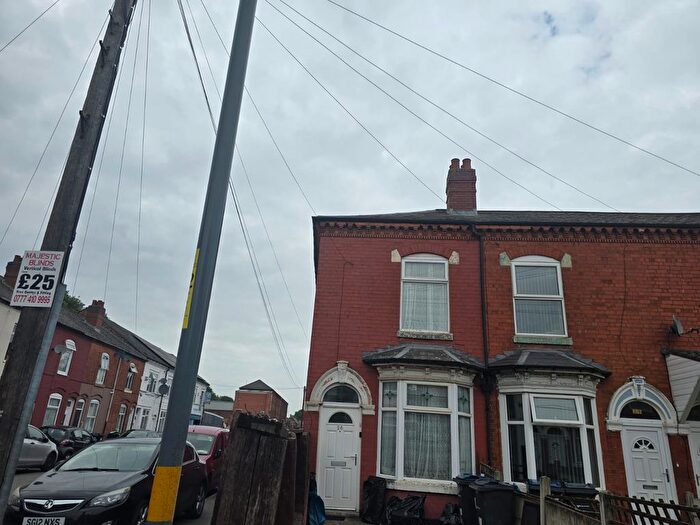 3 Bedroom End Of Terrace House To Rent In Melrose Avenue, B12