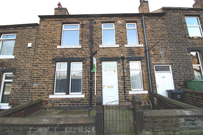 2 Bedroom Terraced House To Rent In Blackmoorfoot Road, Crosland Moor, Huddersfield, HD4