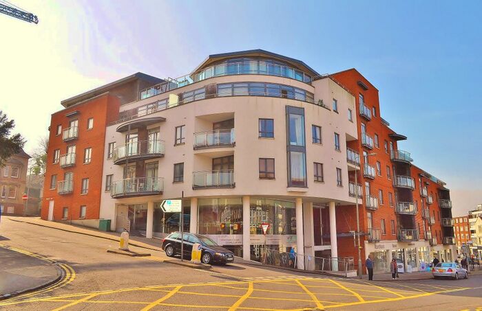 2 Bedroom Flat To Rent In Trinity Gate, Epsom Road, Guildford, GU1