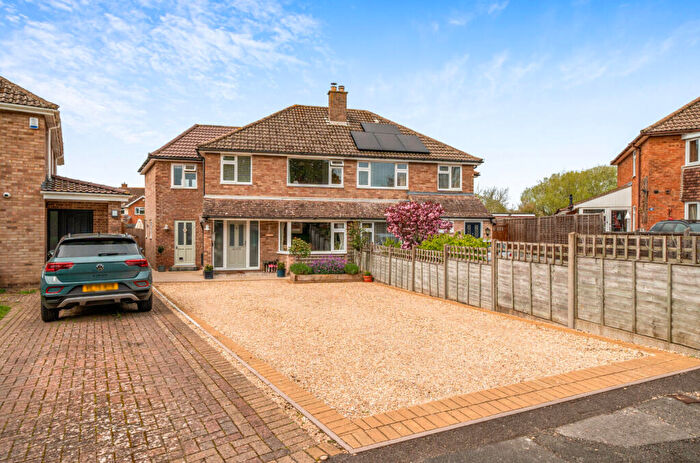 4 Bedroom Semi Detached House For Sale In Blenheim Orchard, Shurdington, Cheltenham, GL51