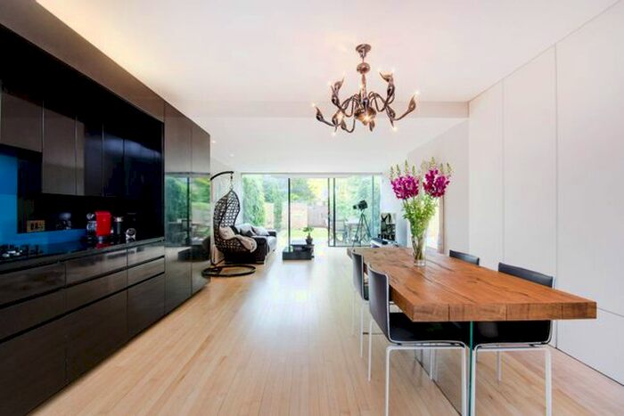 3 Bedroom Terraced House To Rent In Victory Road, Wimbledon, London, SW19