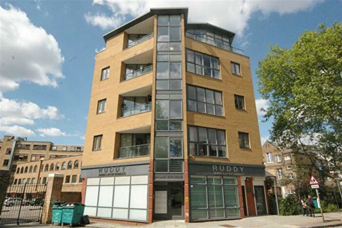 1 Bedroom Flat To Rent In Lambeth Road, Lambeth North, SE1