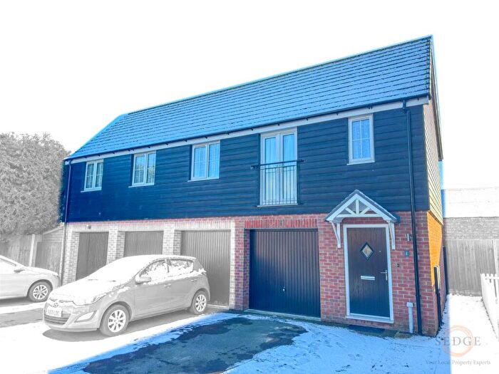 2 Bedroom Detached House For Sale In Willow Court, Cowbit, Spalding, PE12