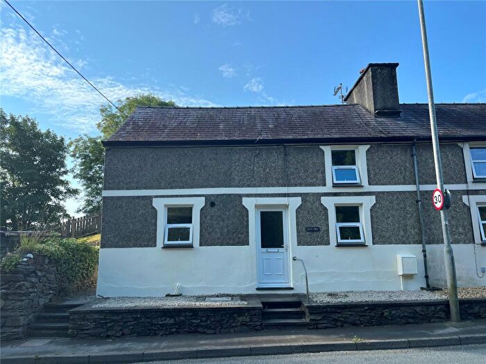 2 Bedroom End Of Terrace House For Sale In New Street, Pentrefelin, Criccieth, Gwynedd, LL52