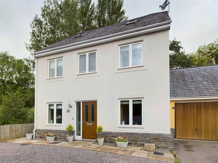 Houses for sale & to rent in NP7 8AU, Mardy Abergavenny