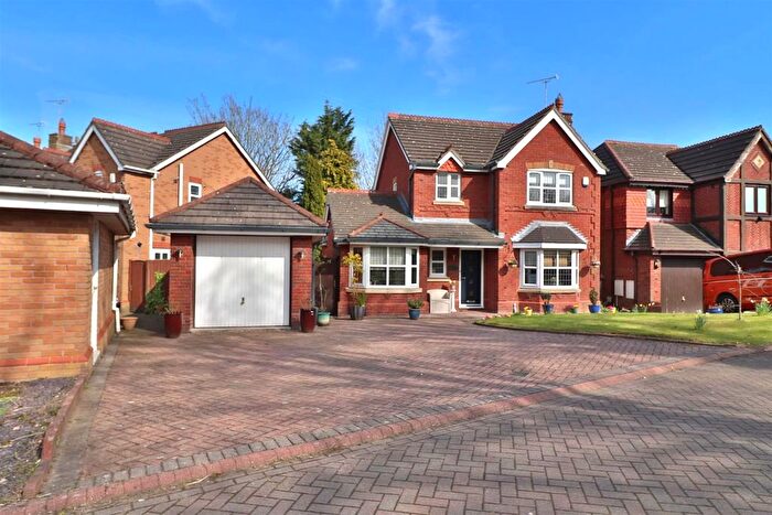 3 Bedroom Detached House For Sale In Redacre Close, Dutton, Warrington, Cheshire, WA4