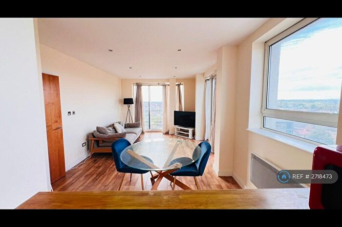 2 Bedroom Flat To Rent In Chadwell Heath, London, RM6