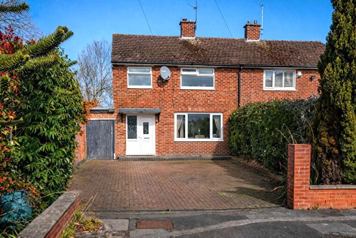 3 Bedroom Semi Detached House For Sale In The Reeves, York, YO24