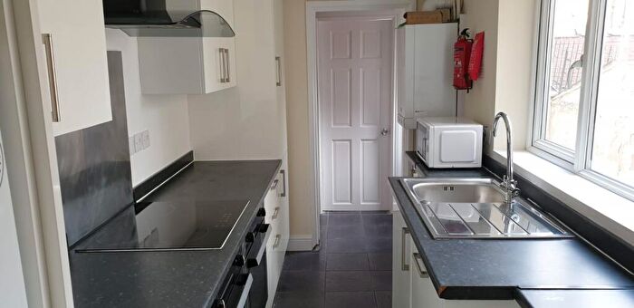 5 Bedroom Terraced House To Rent In Arboretum Avenue, LN2