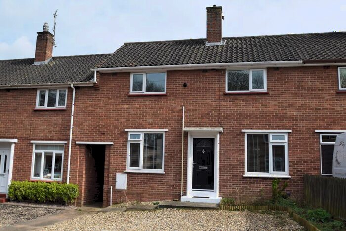 3 Bedroom Semi-Detached House To Rent In Sycamore Crescent, Norwich, NR2