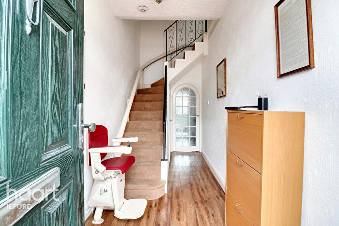 3 Bedroom Terraced House For Sale In Chester Road, Ilford, IG3