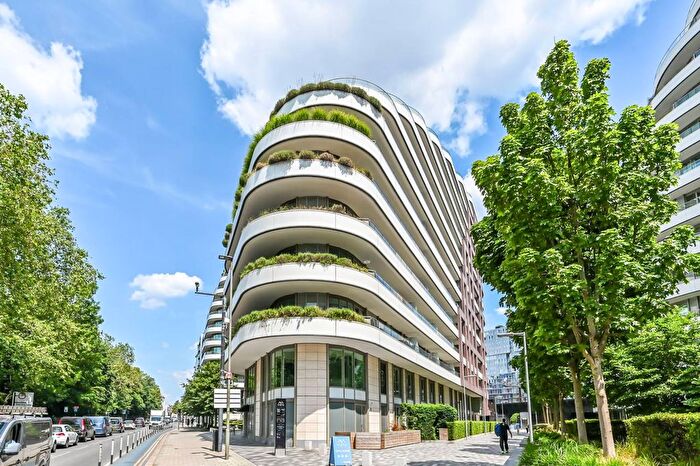 2 Bedroom Flat To Rent In Sophora House, The Vista, Battersea Park, London, SW11